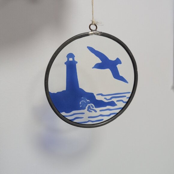Lighthouse & Sea/Sea Gull Round Sun Catcher - Picture 2 of 4